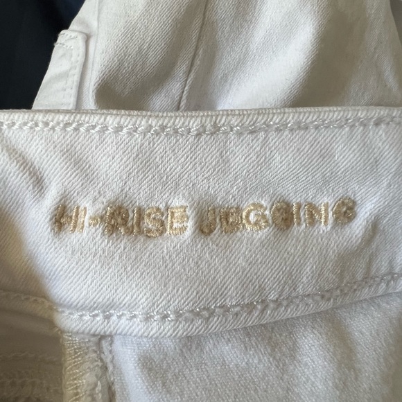 Hi-Rise Ripped Jeggings - Picture 8 of 10